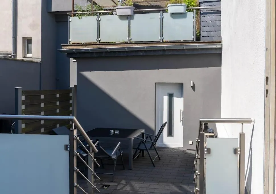 Daire Your Luxurious Home In Köln Almanya